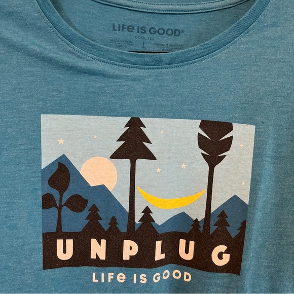 Life Is Good Women size L T-Shirts Lot Of 2 Gift Camping Short Sleeve Relaxed - Picture 6 of 8